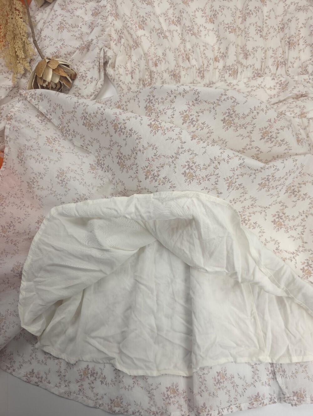 Olivacous White Floral Puff-Sleeve Dress Sz M - Picture 8 of 13